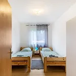1 Auch Fuer Monteure Apartment