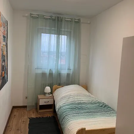 Apartment 1 Auch Fuer Monteure Bruchköbel