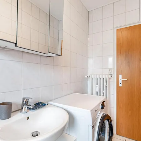 1 Auch Für Monteure Bruchköbel